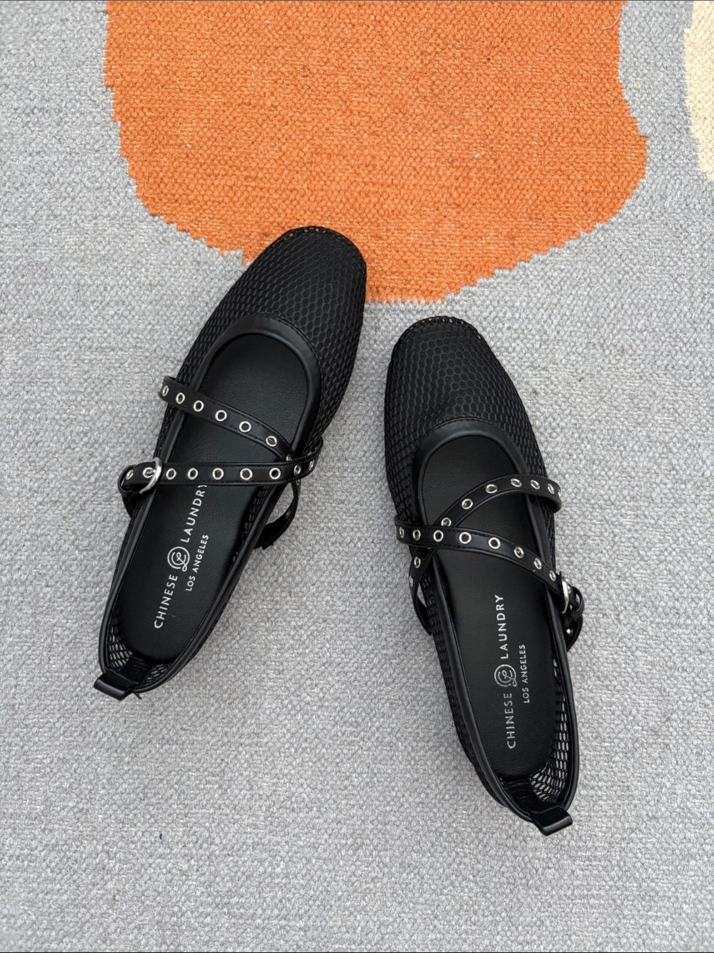Black Mesh Flats